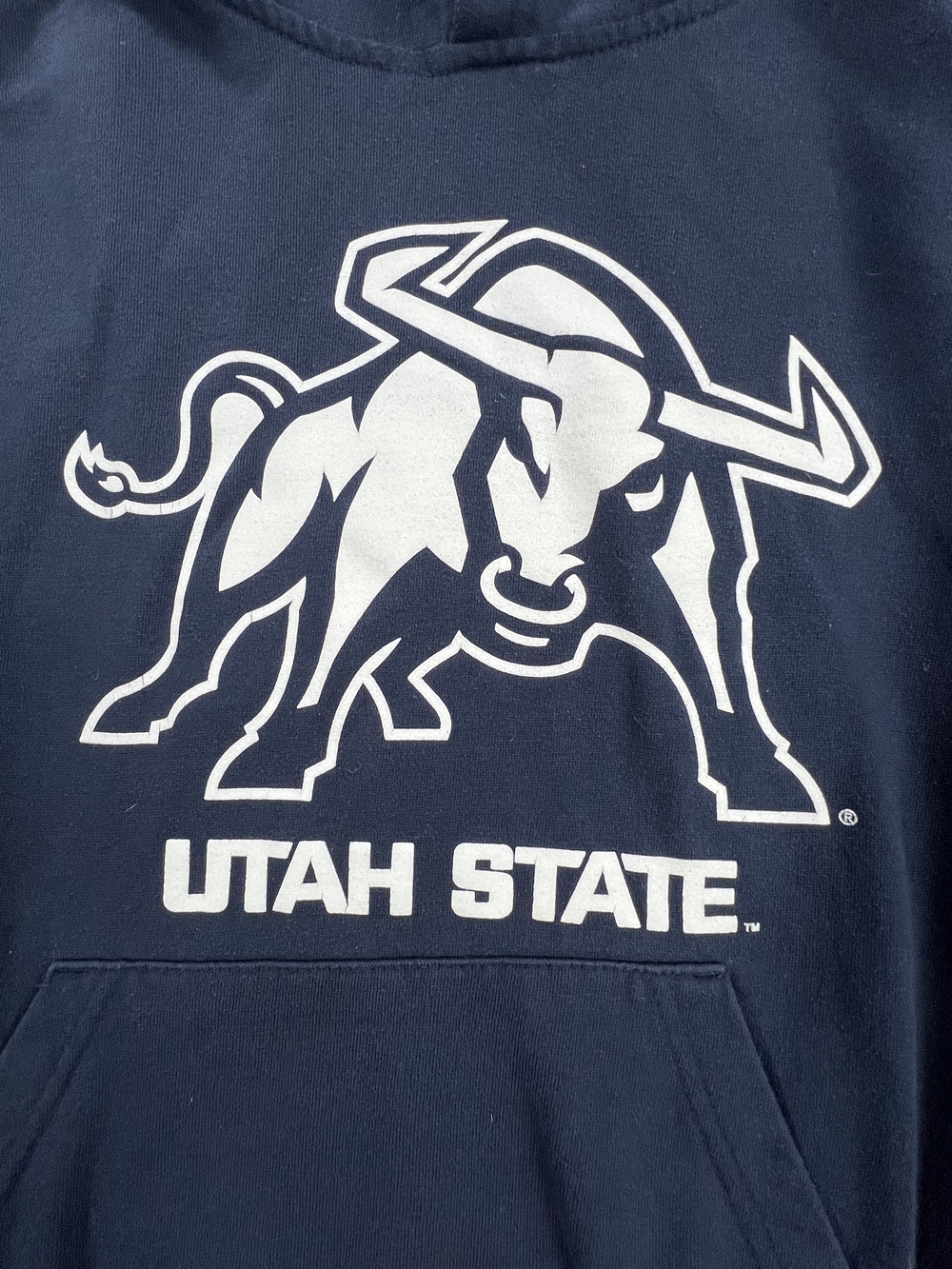 MV Sport Utah State Aggies Hoodie Mens Medium Navy Blue Bull Logo Sweatshirt